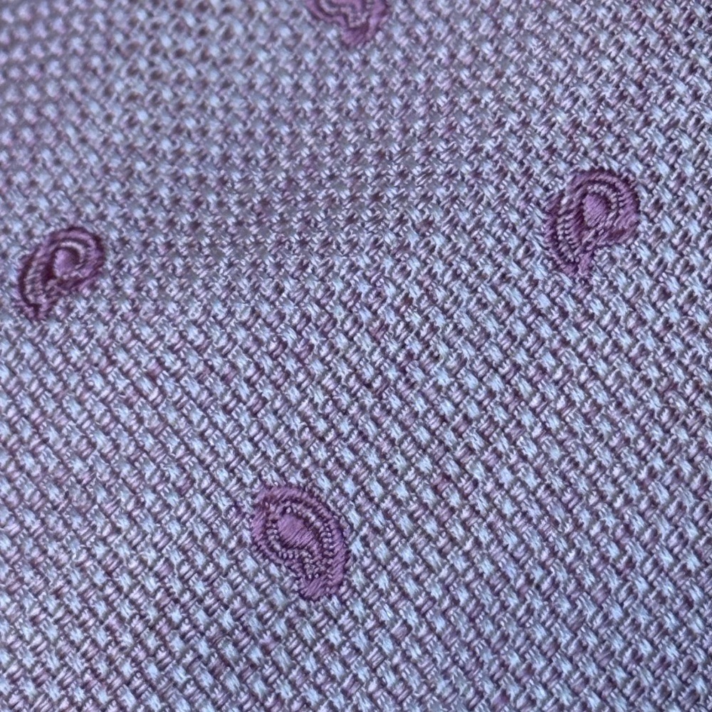 Tom James Purple/Pink Paisley Men's silkTie - Picture 6 of 6